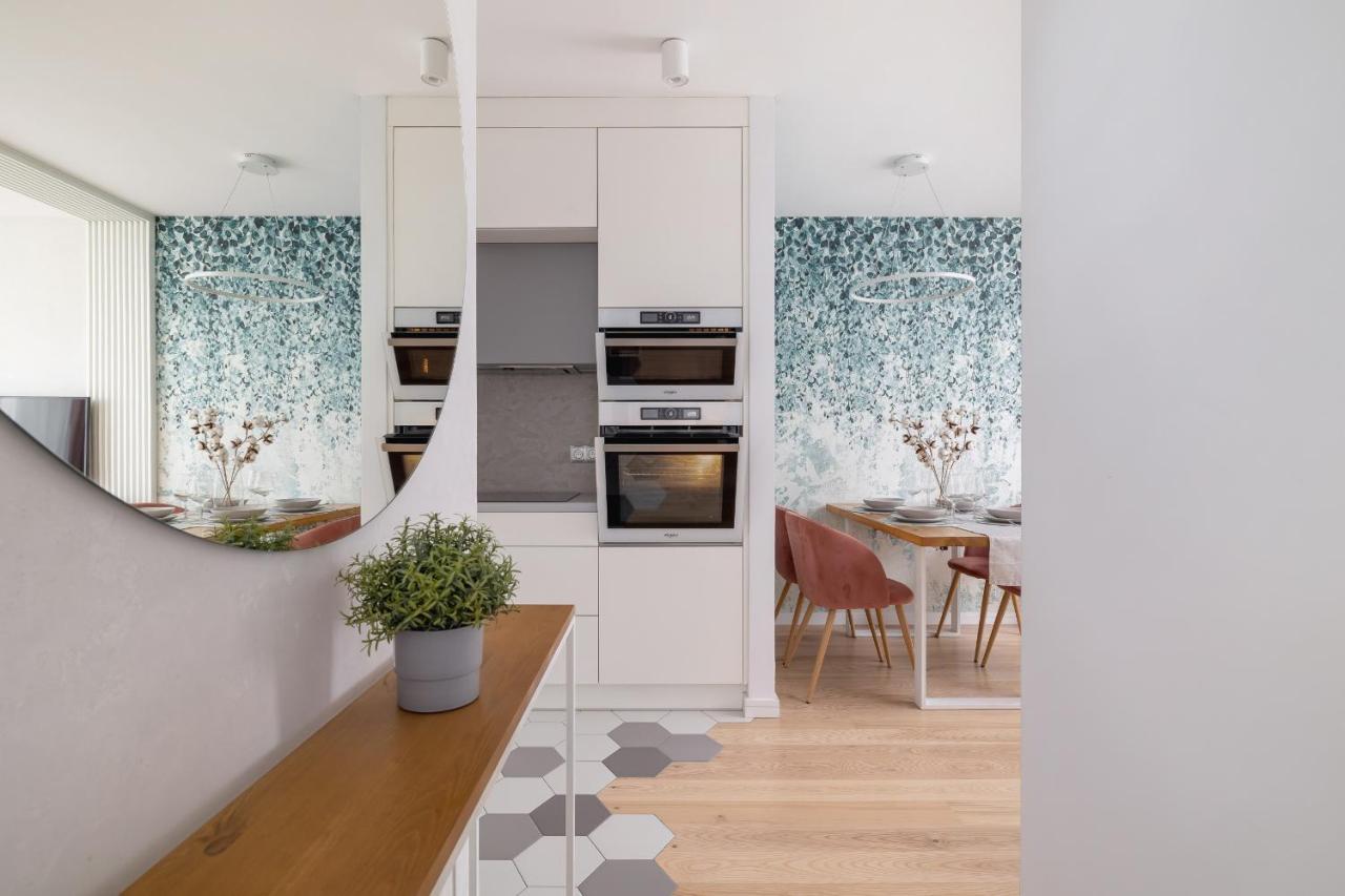 Vetulaniego Apartment With Air Conditioning & Parking By Renters Prestige Krakow Dış mekan fotoğraf