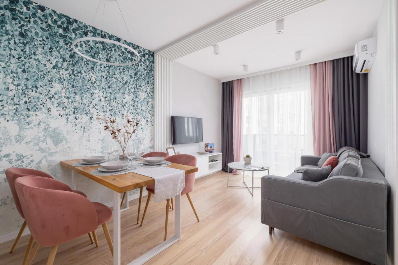Vetulaniego Apartment With Air Conditioning & Parking By Renters Prestige Krakow Dış mekan fotoğraf